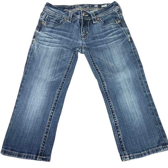 Miss Me Jeans Crop JP4369CECR Embroidered Medium Wash Sequoia Low-Rise Size 27 - Picture 1 of 9